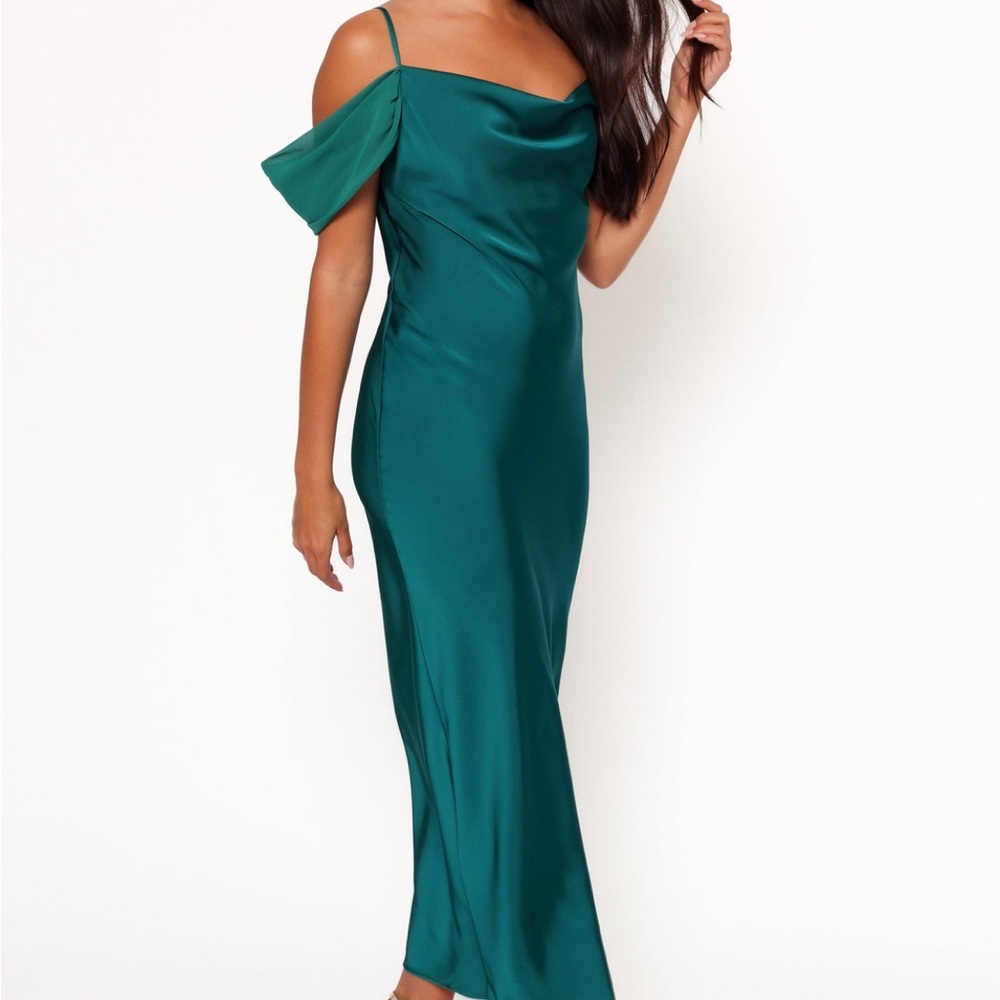 Petal & Pup Green Slit Maxi Gown - Picture 2 of 8